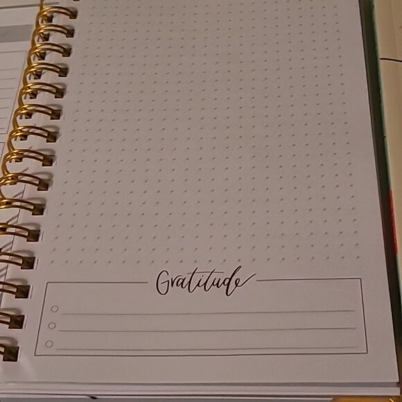 Doodle Devotions for Girls Book and Prayer Journl for Girls - Picture 7 of 7